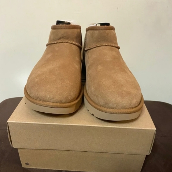 UGG Classic Ultra Mini Water-Resistant Booties Women's US 7